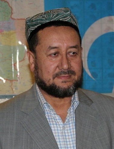 رەھمەتلىك ئۇستاز ئابدۇلھەكىمخان مەخسۇم